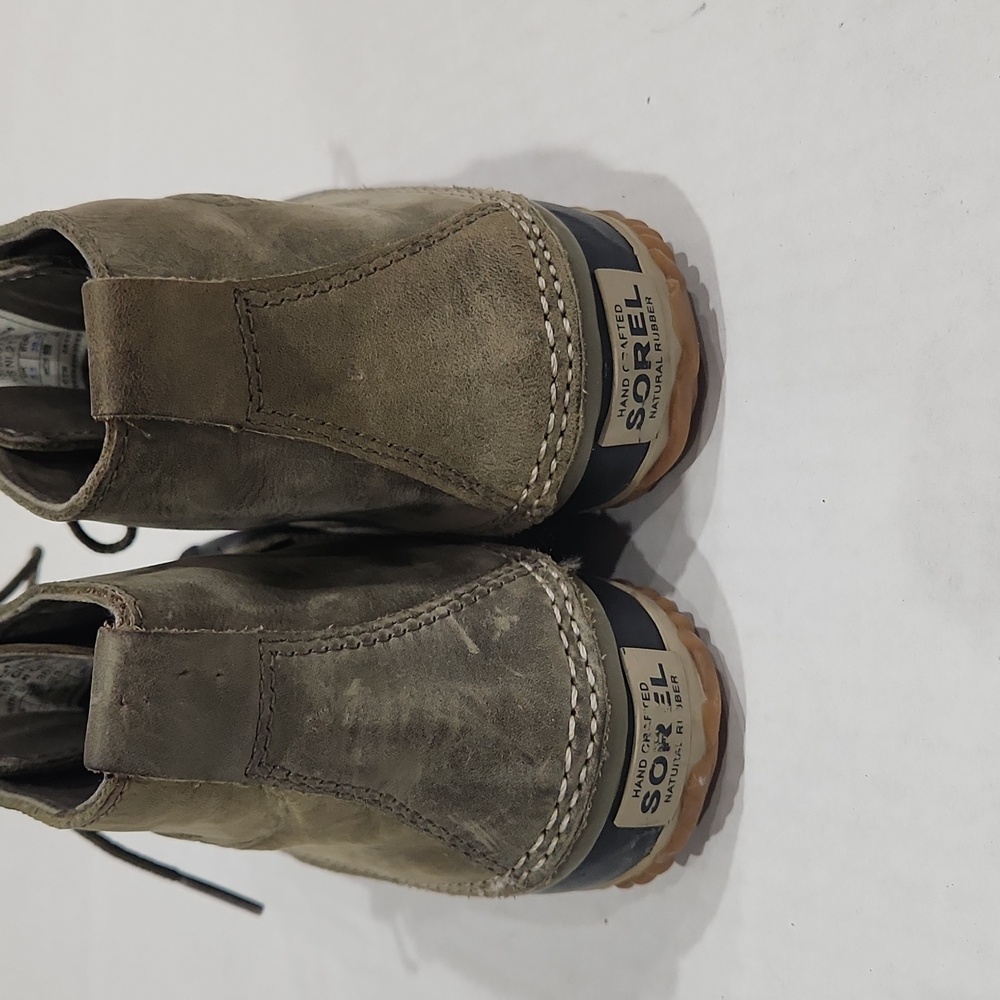 Sorel Olive and Black Winter Boots - Picture 6 of 11
